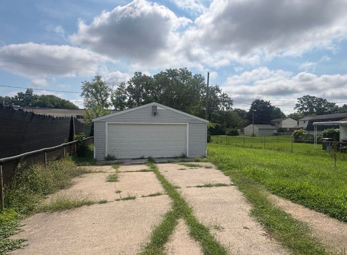 523 Weston St – photo 2