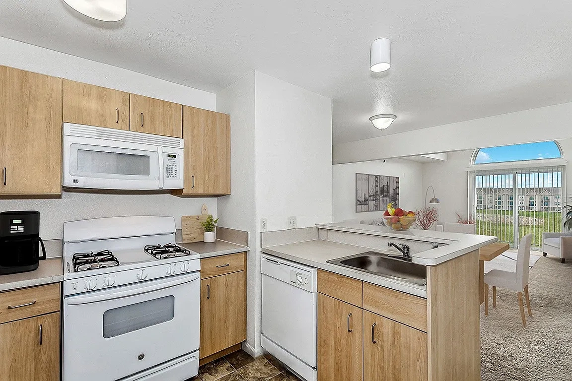 Hunters Pond Apartment Homes – photo 4