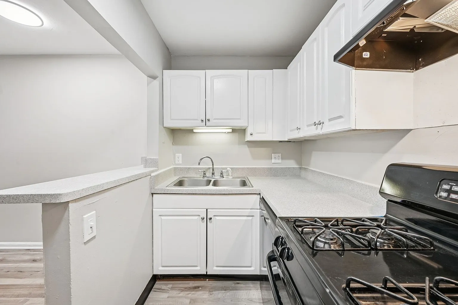 Flats on Tamarack – photo 1