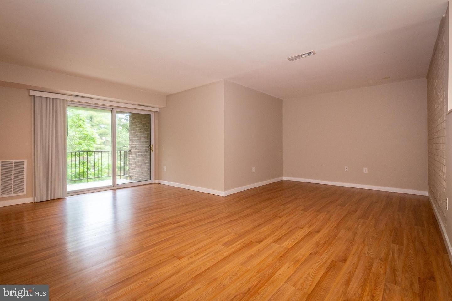 9 Silverwood Cir #11 – photo 4