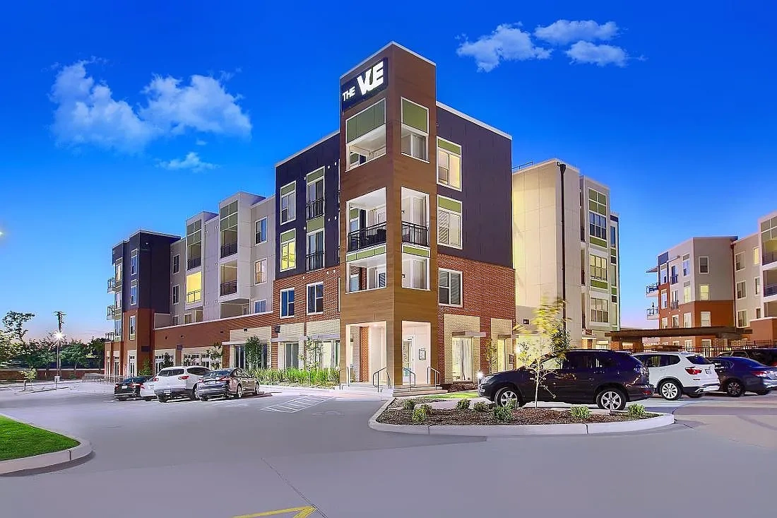 The Vue at Creve Coeur Apartments – photo 3