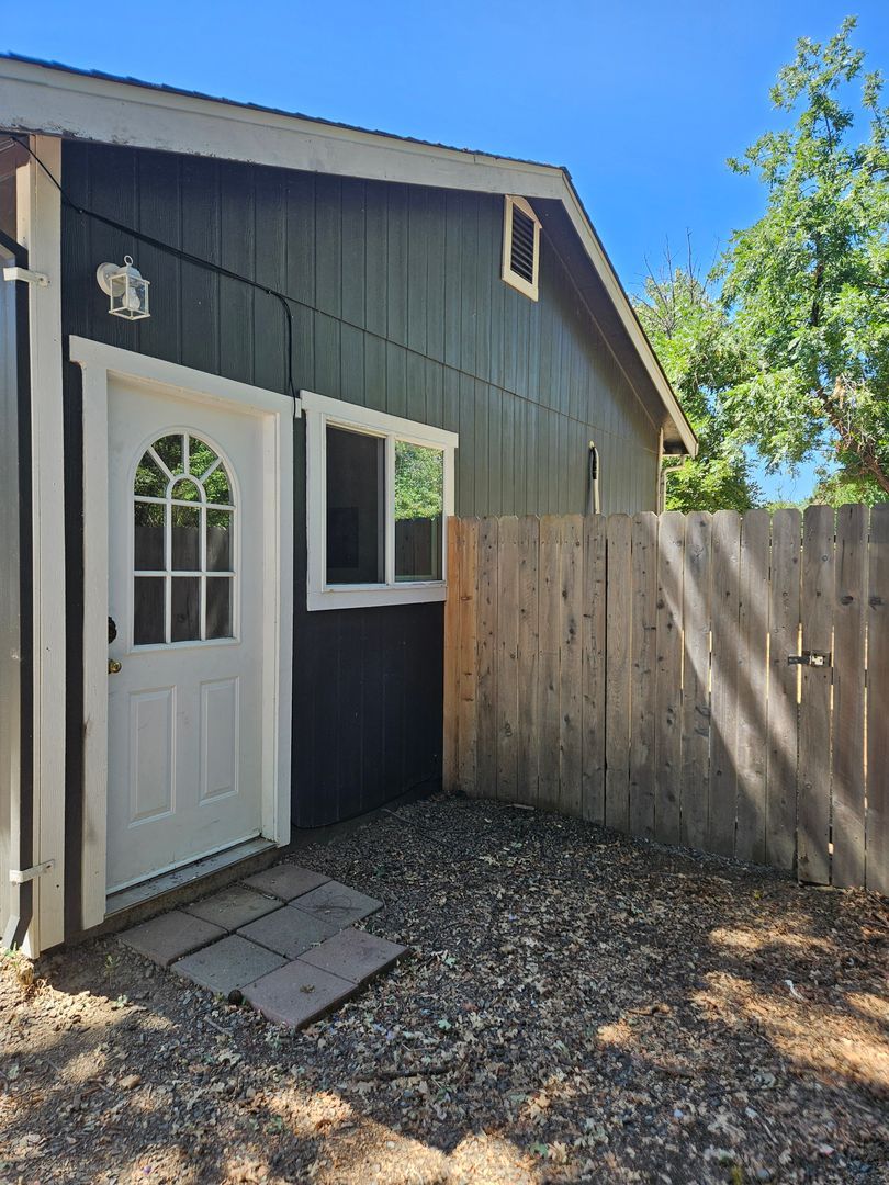 9707 Main St – photo 1