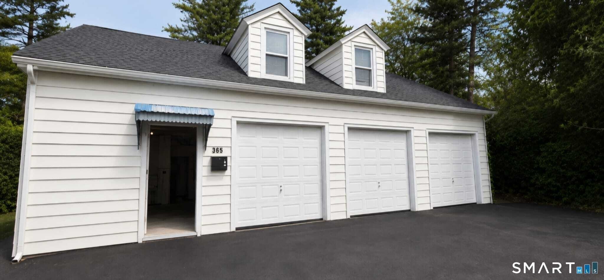 365 Circular Ave – photo 1