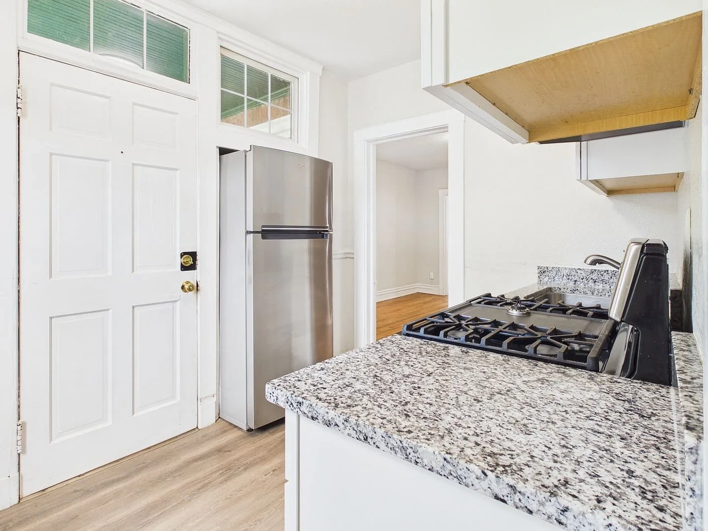 2400 Barton Ave – photo 1