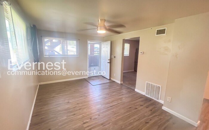 970 Concord Ave – photo 5