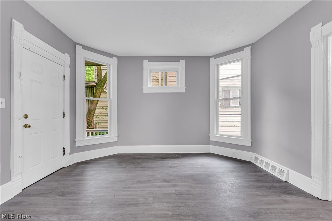 2050 W 83rd St unit 1/DN – photo 3