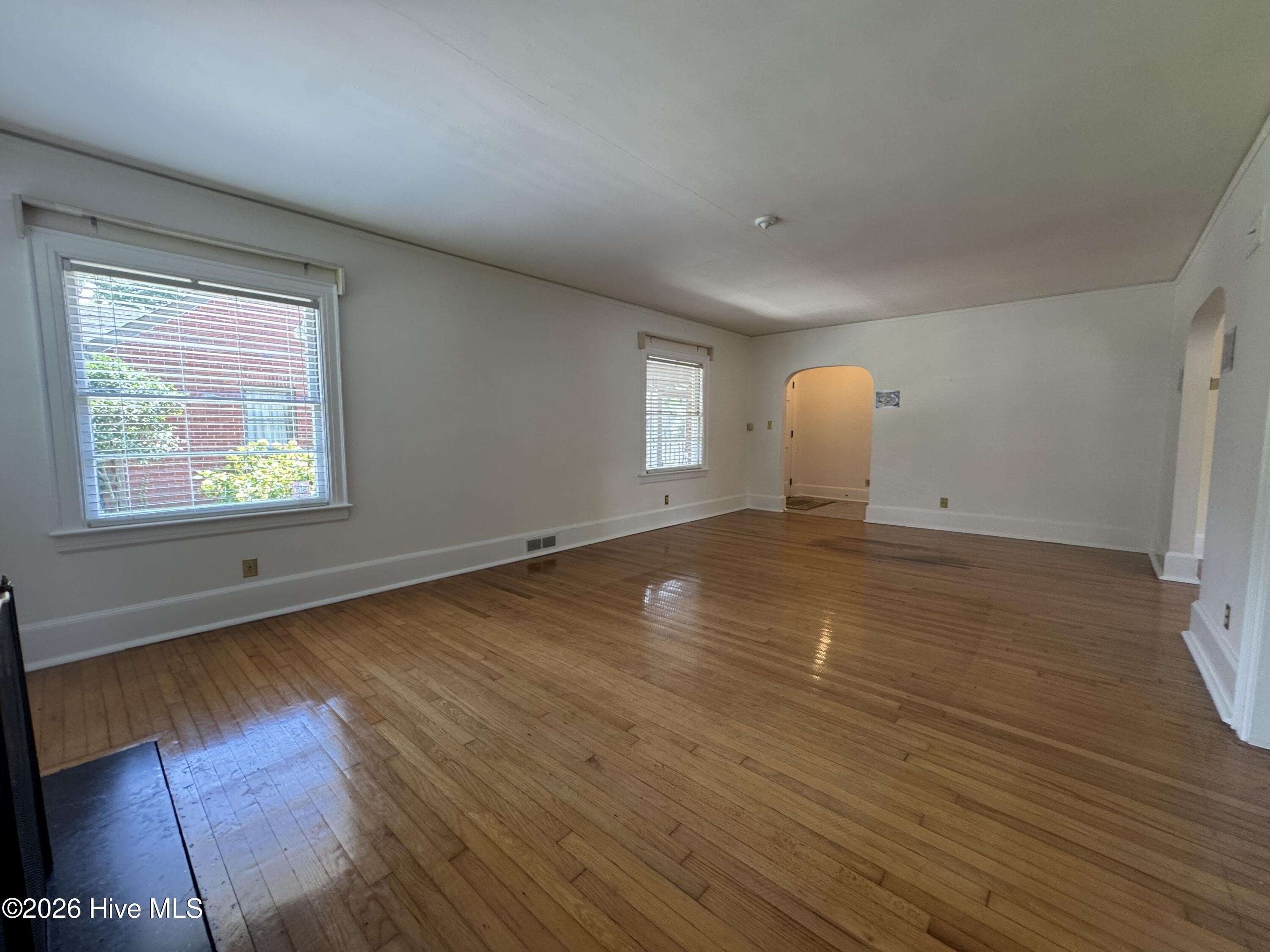 6 Keaton Ave – photo 4