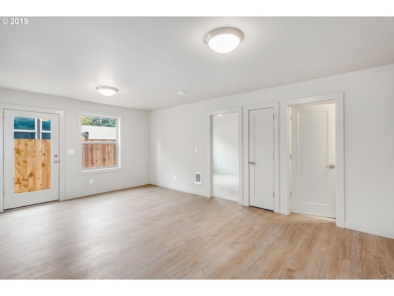 5616 NE 16th Ave unit B – photo 1