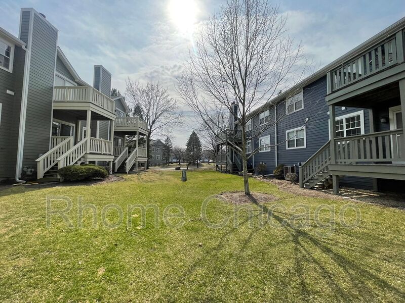 519 W Parkside Dr – photo 3