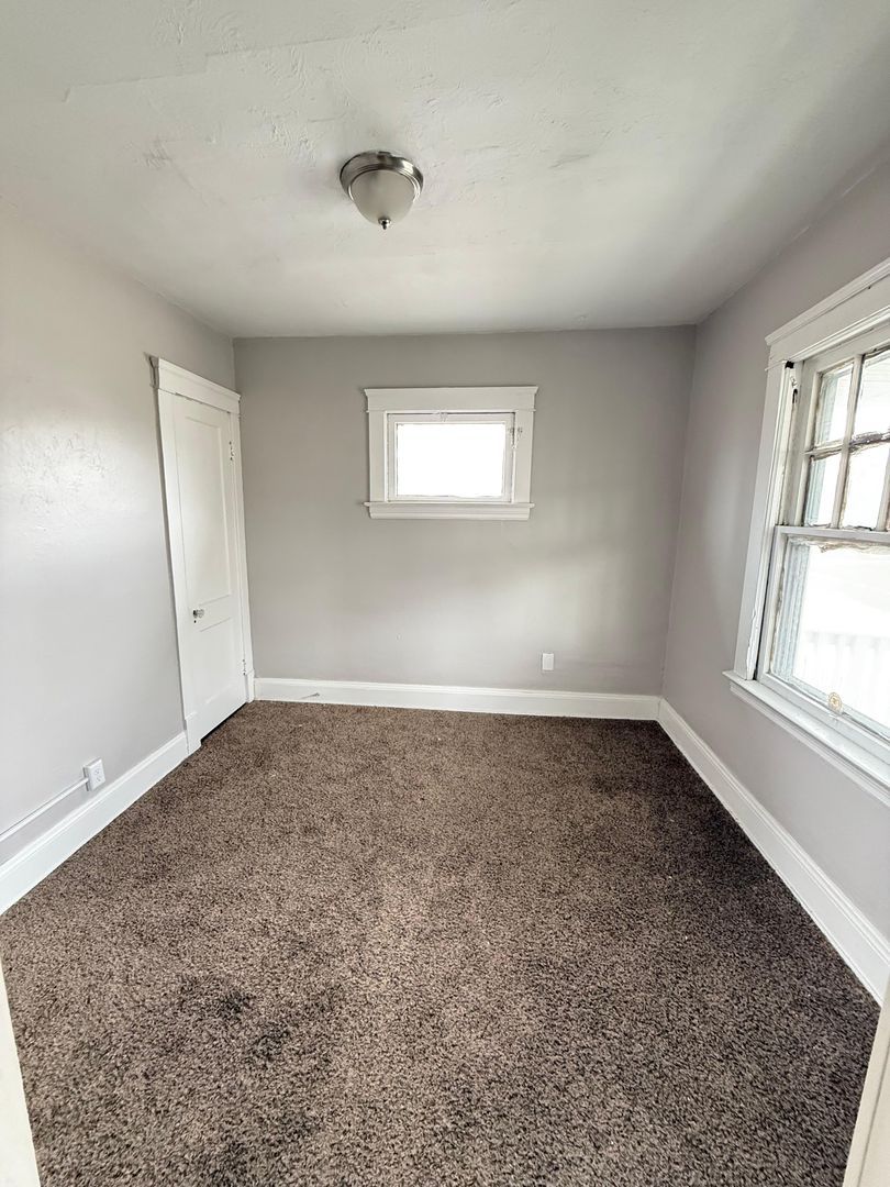10005 Mt Auburn Ave unit UP – photo 4