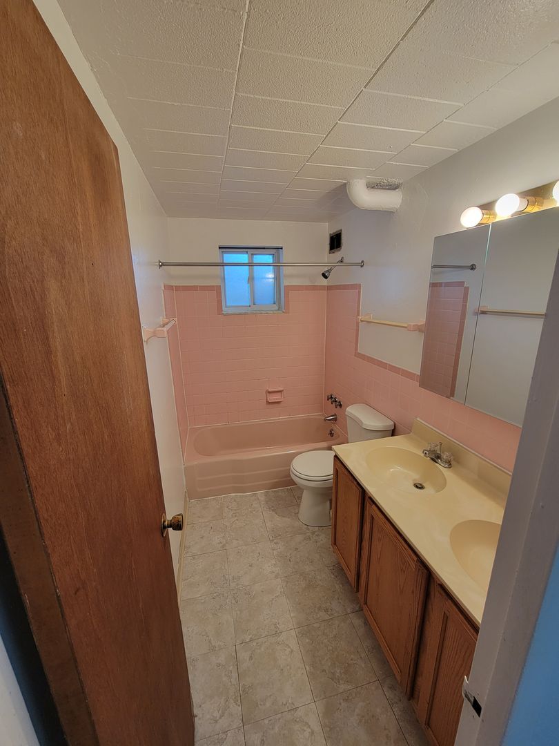 440-450 Jefferson Ave – photo 2