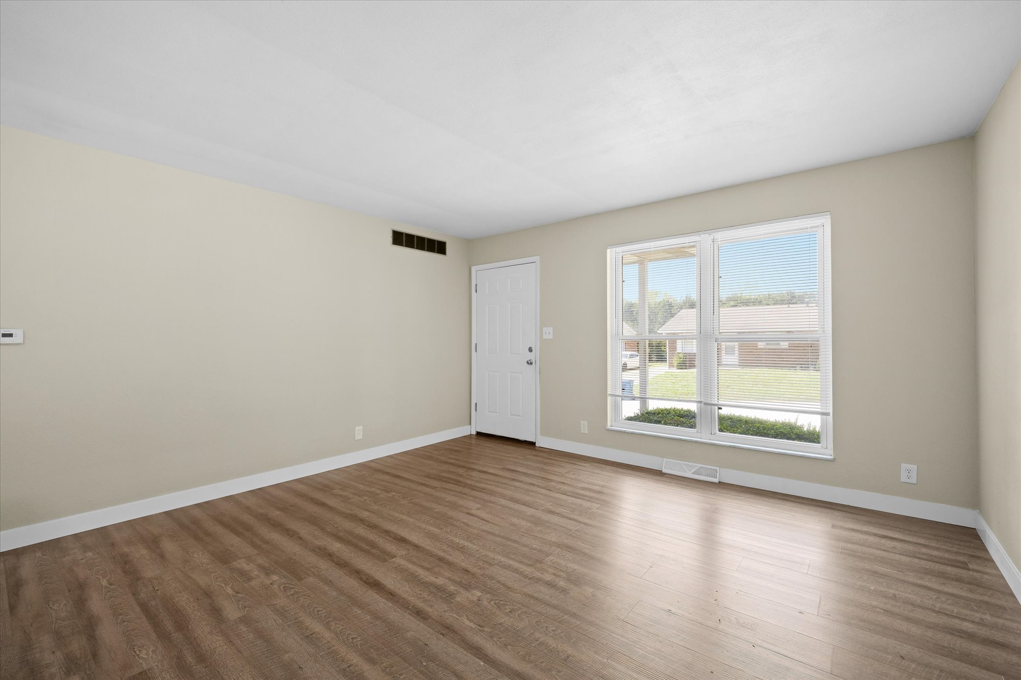 8 Manor Dr – photo 4