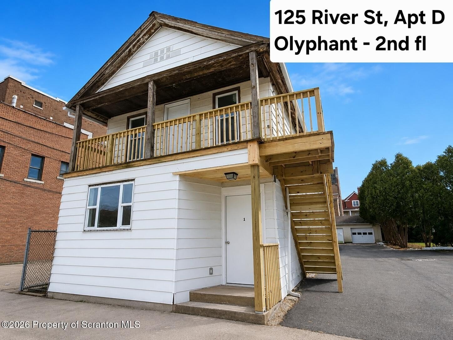 125 N River St #D – photo 1