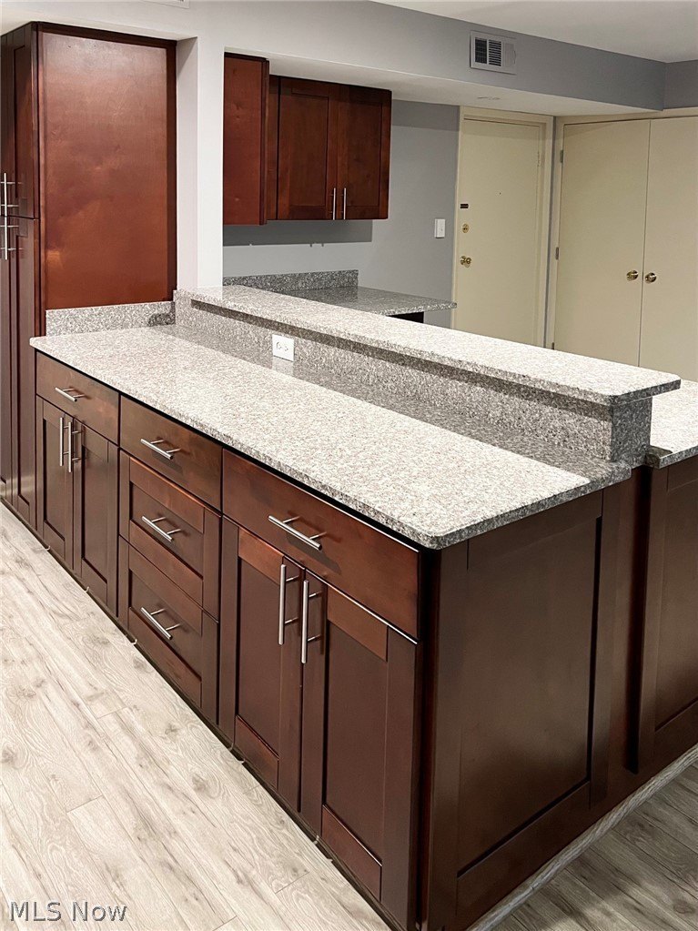 20301 Shelburne Rd #9B – photo 5