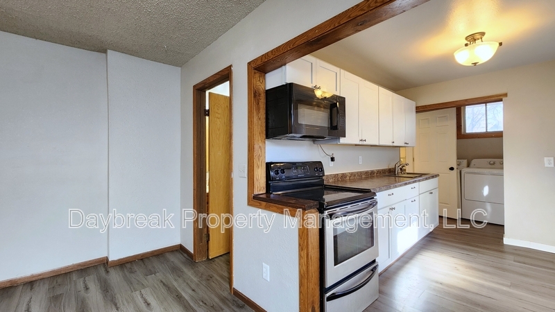 1005 12th St N – photo 5