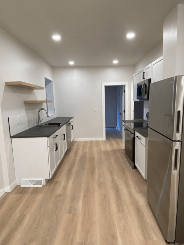 5140 Butler St unit 2 – photo 4
