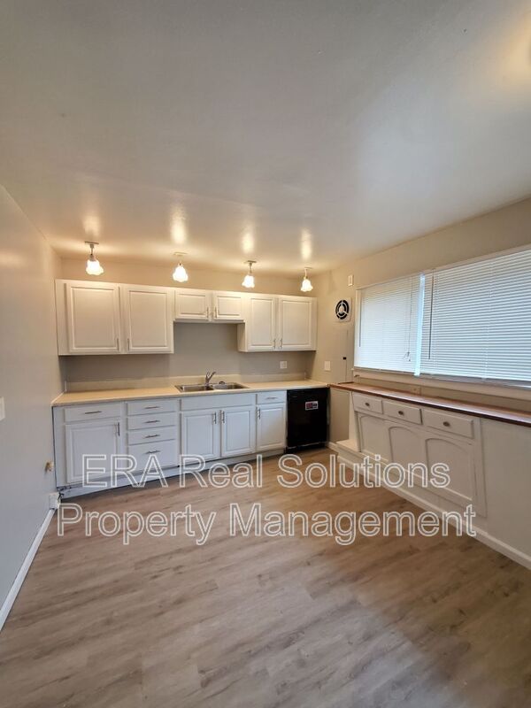 2906 Woodgrove Dr – photo 5