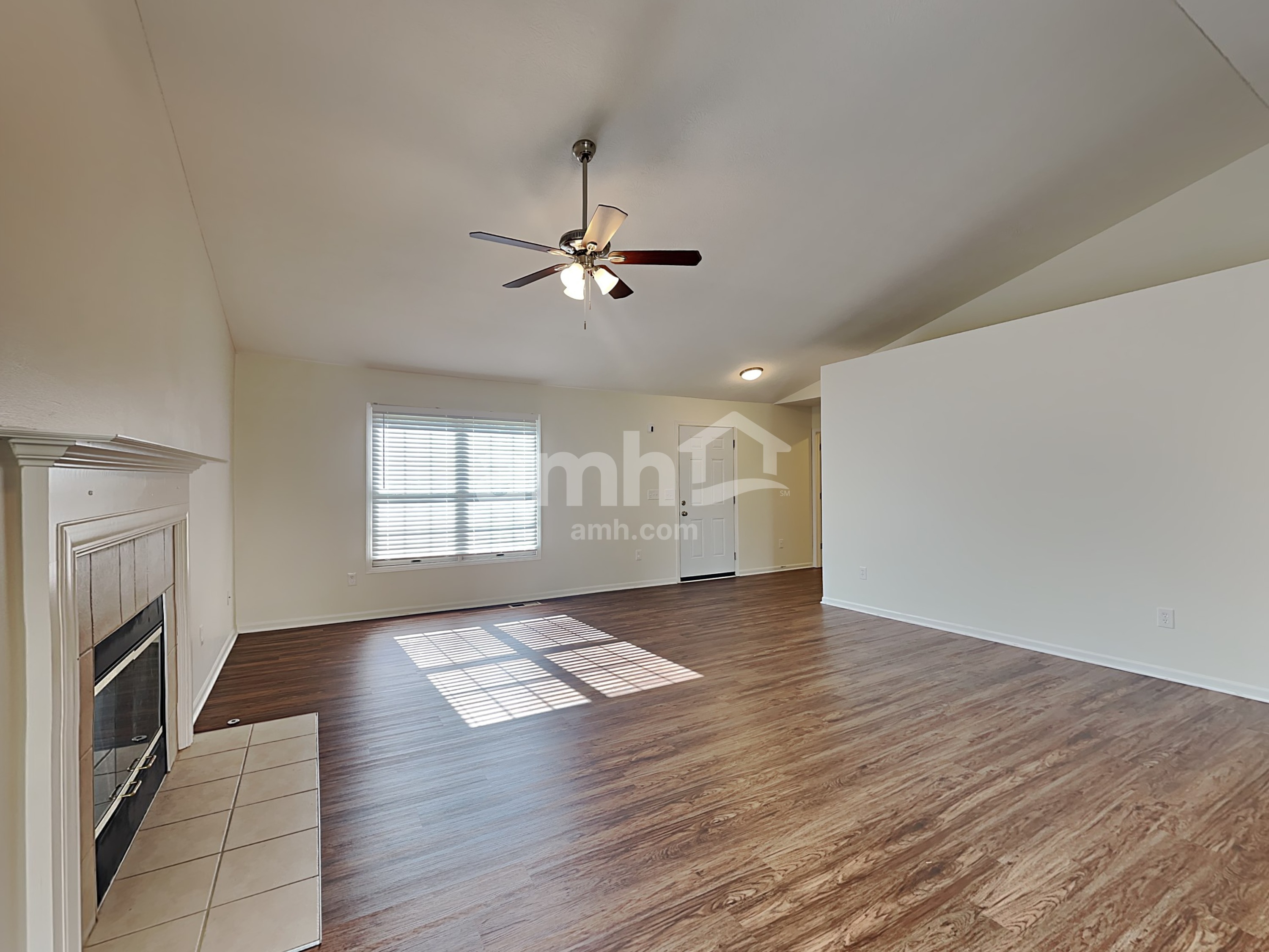 7888 Edgewater Dr – photo 5