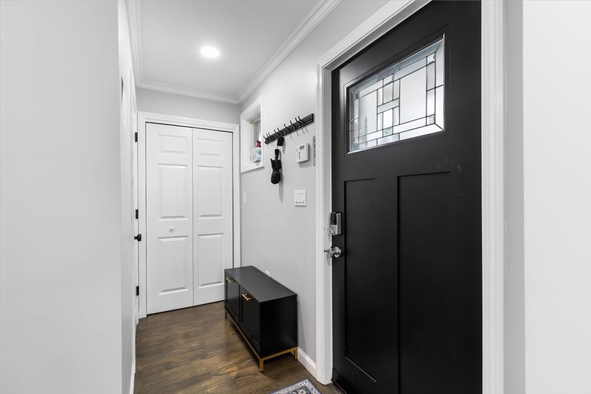 77 Cedar St – photo 4