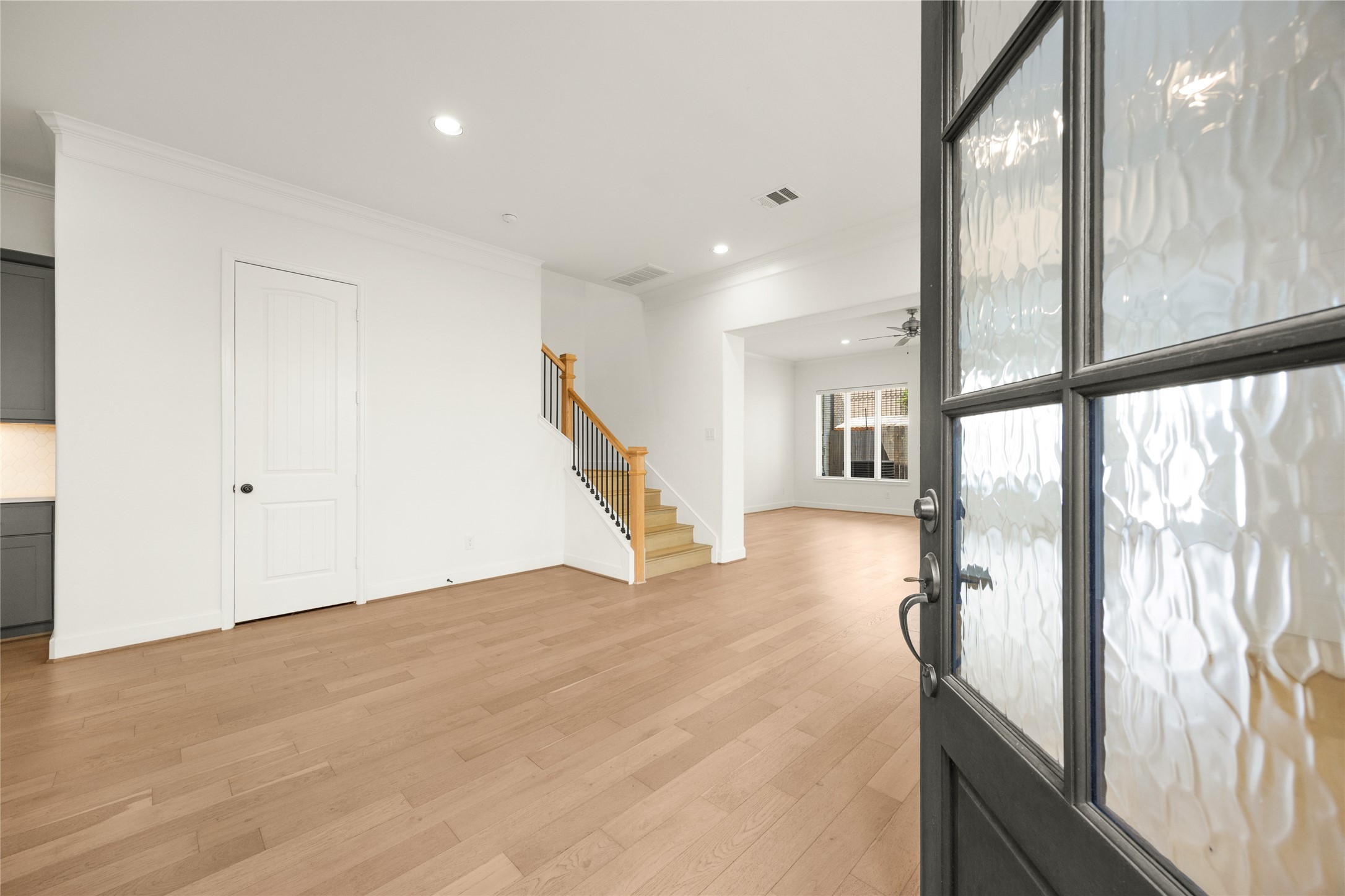 946 Judiway St – photo 3