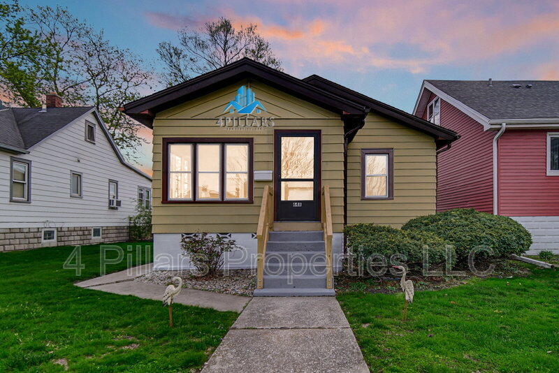 648 Stewart Ct – photo 1
