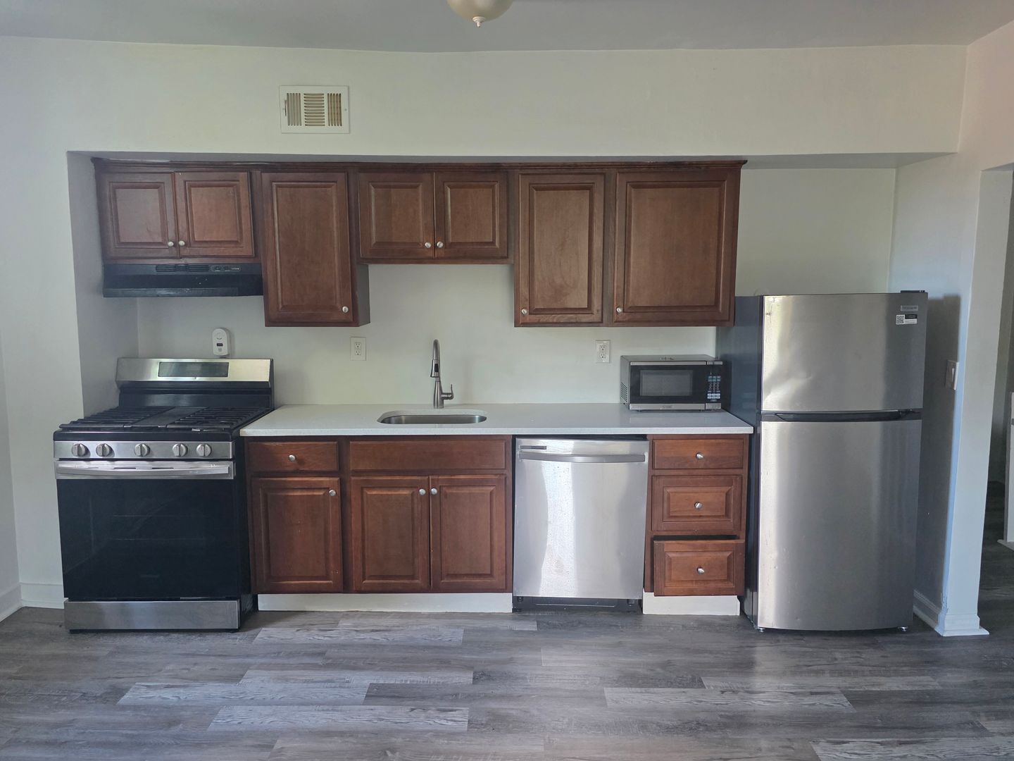 621 Lincoln Ave unit Unit 7 – photo 2