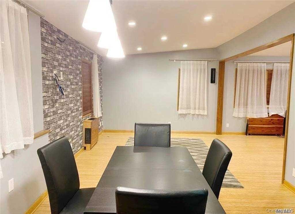 59 Oak St #1 – photo 3