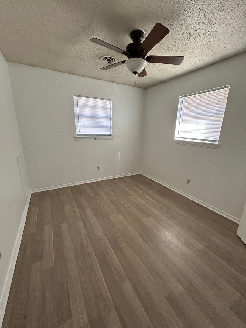 1612 58th St unit B – photo 4