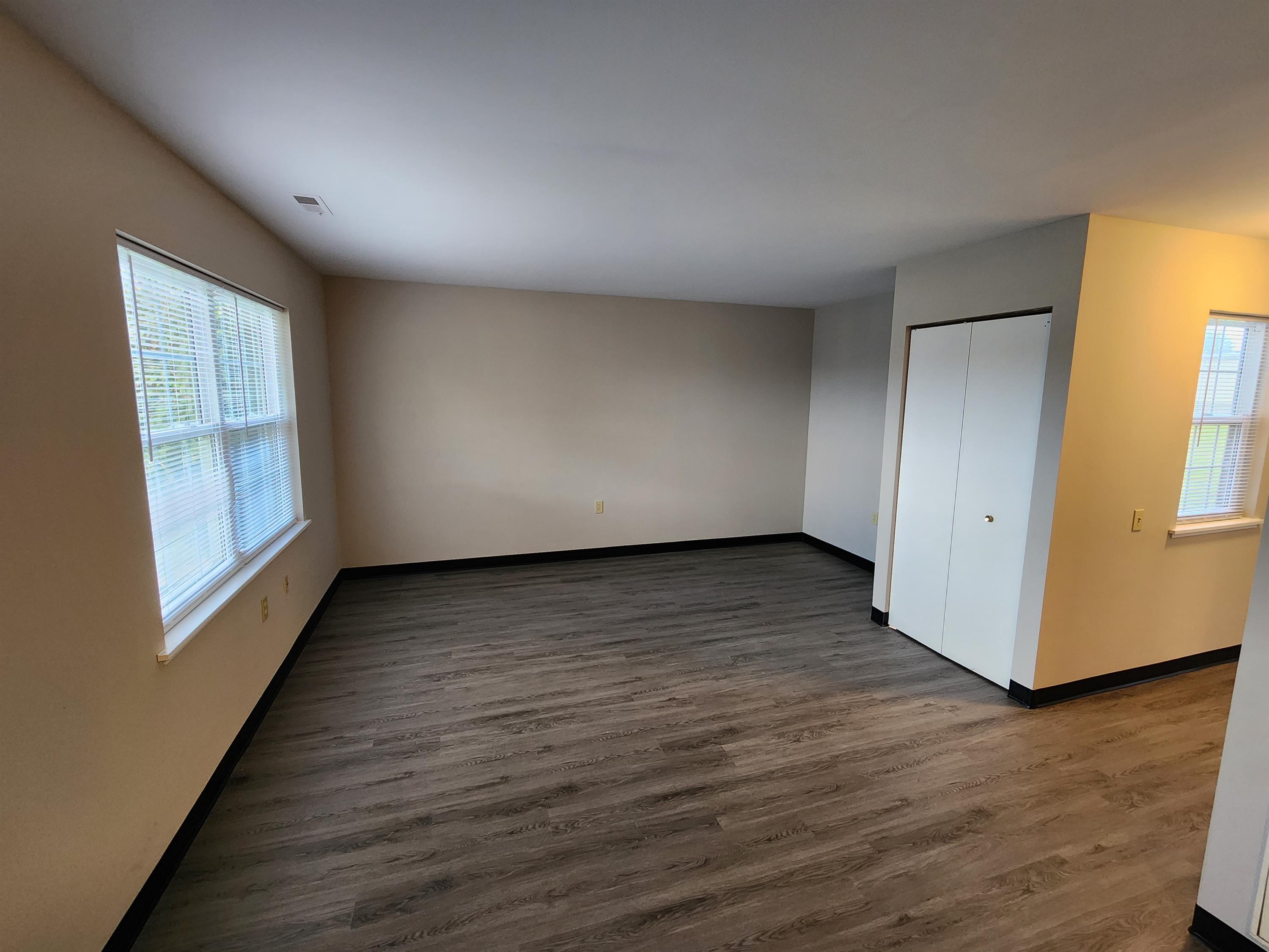 206 Nicholas Dr unit B – photo 2
