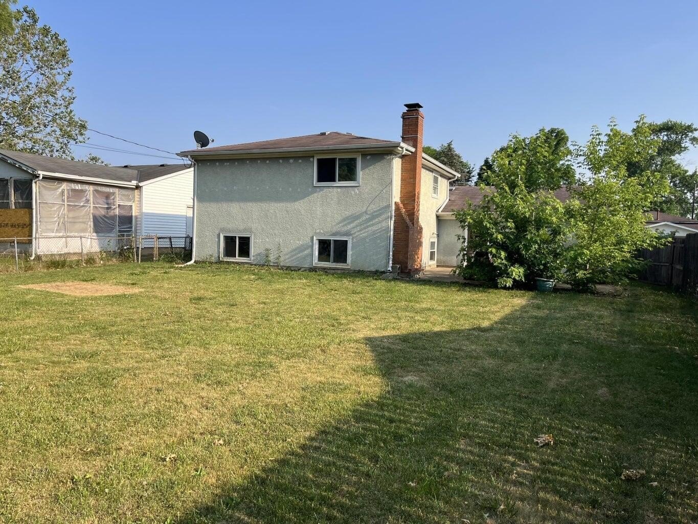 4900 Kresge Dr – photo 2