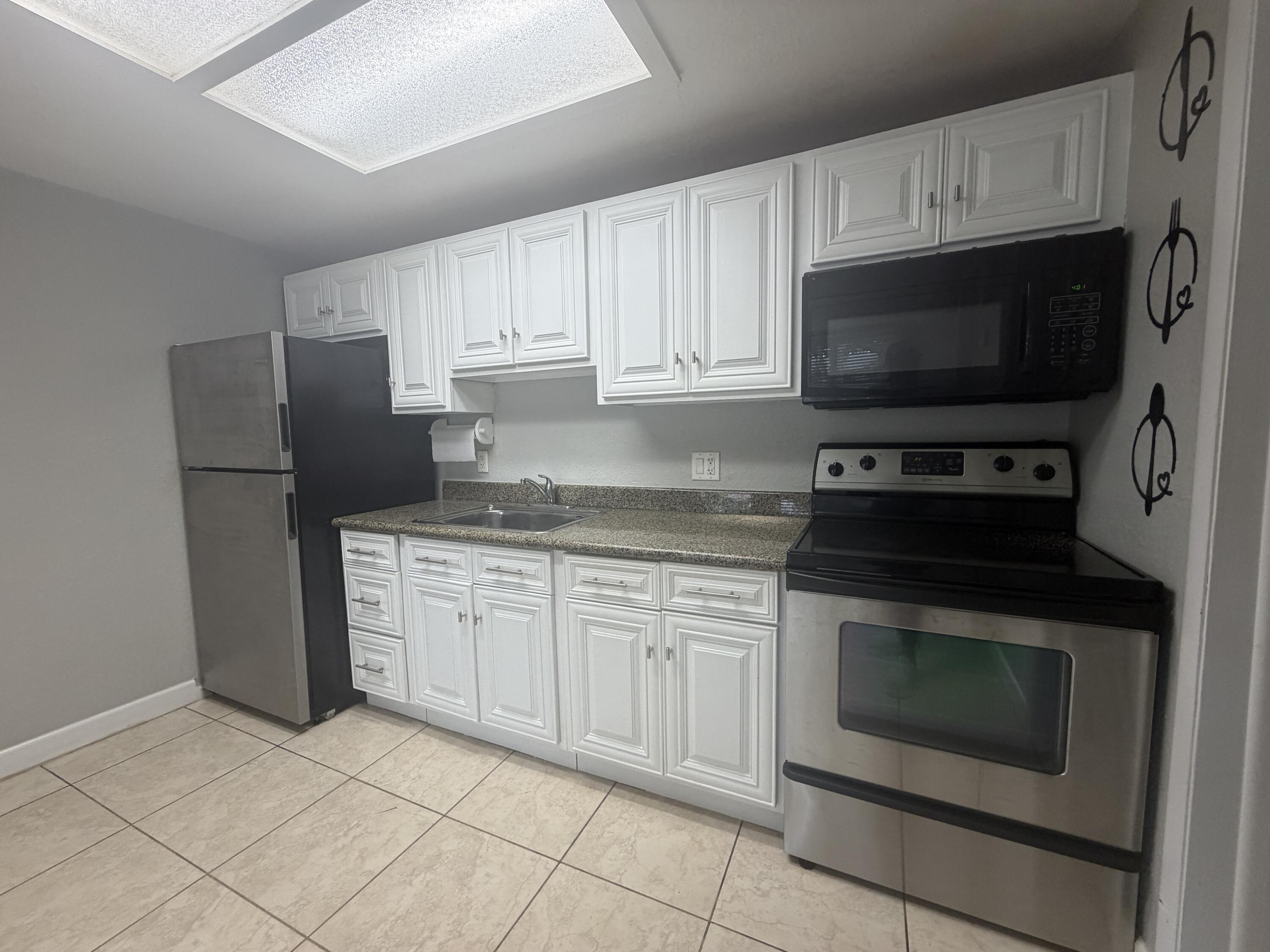 7194 Southgate Blvd – photo 5