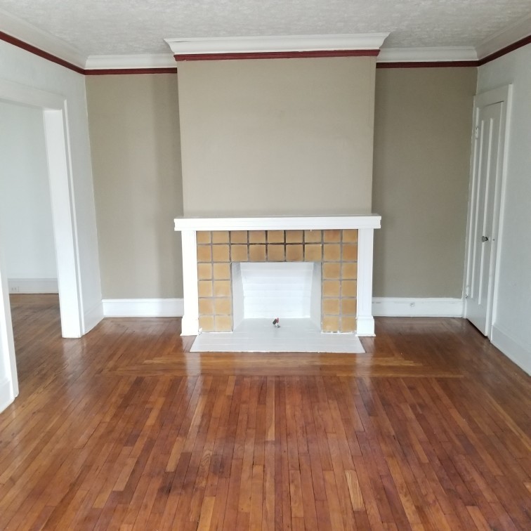 2119 Stillman Rd unit 1 – photo 2