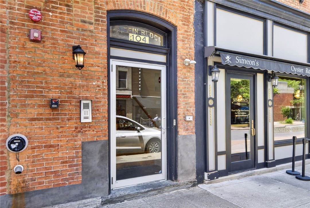 224 E State St – photo 1