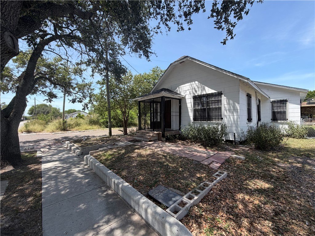 200 Clemmer St #A – photo 2