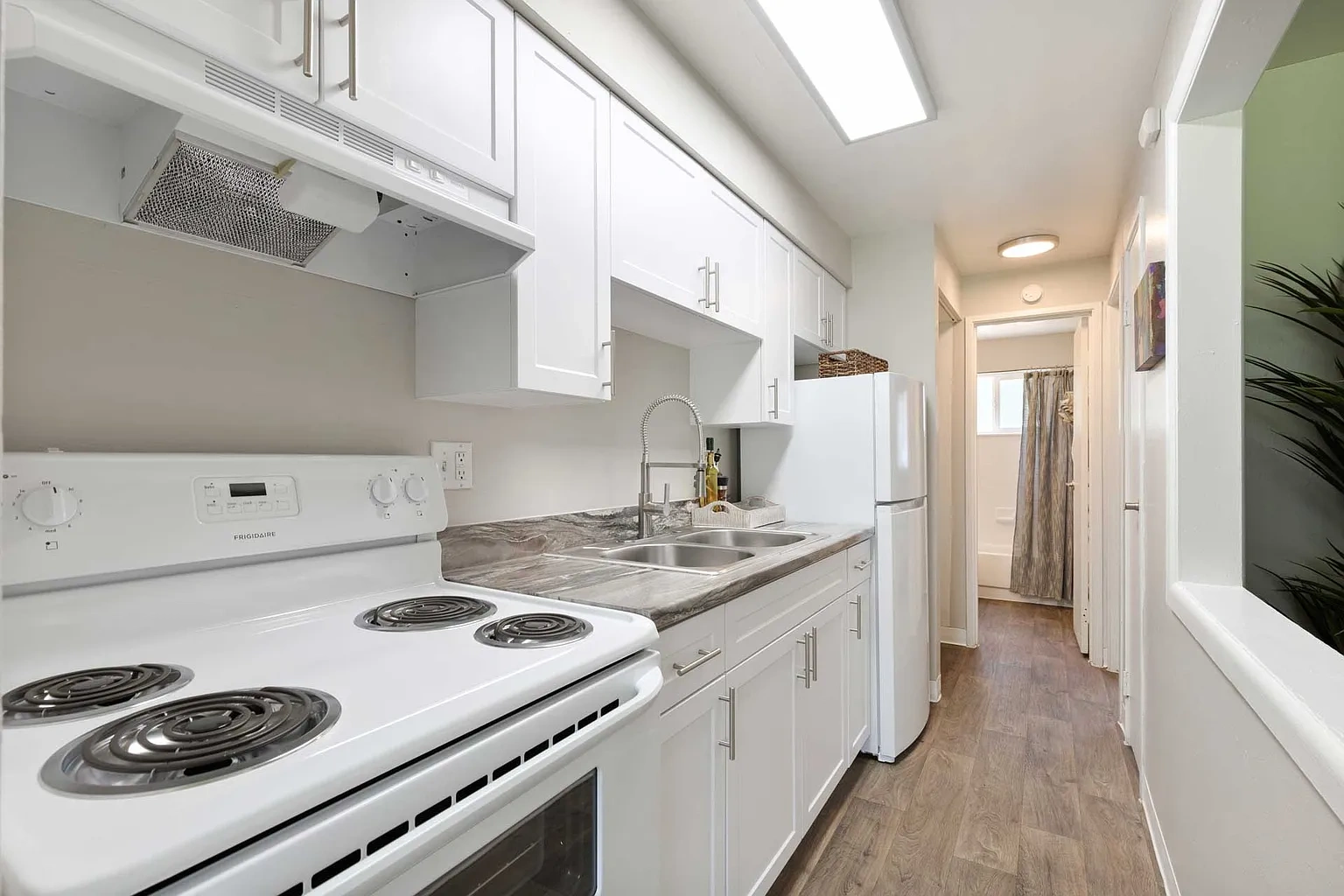 Park Place at Expo Apartments – photo 4