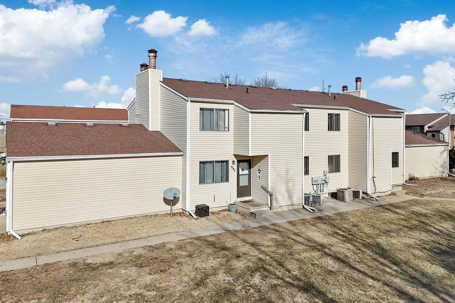 Find Your Perfect Fit at East Park Apartments! – photo 3