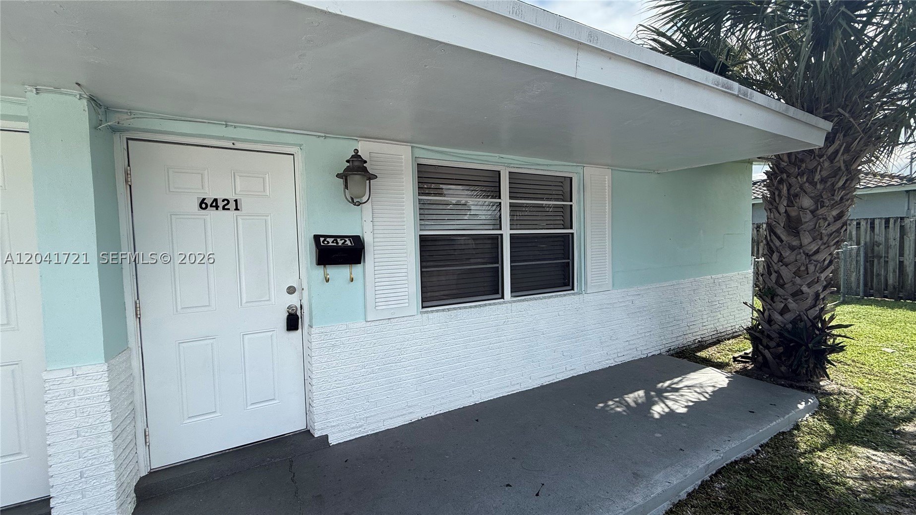 6421 NW 20th Ct #6421 – photo 1