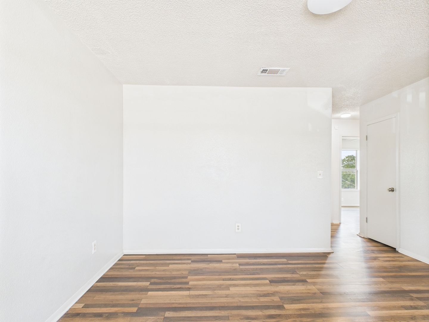 1602 9th St unit 1604 9th Street Unit C – photo 2