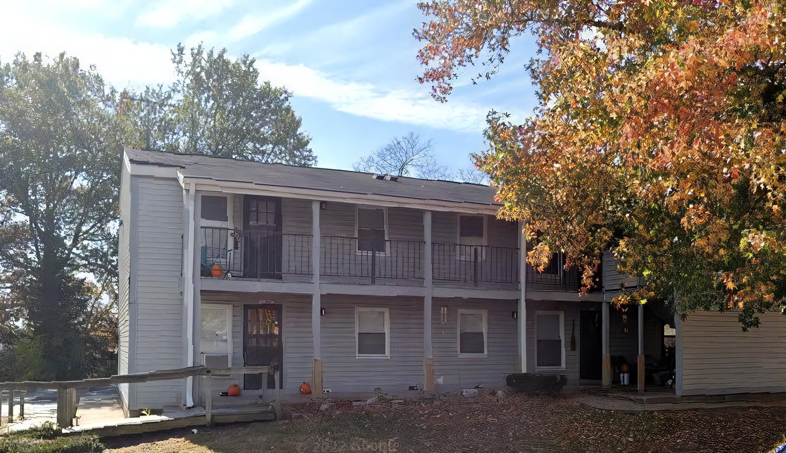 1410 30th St – photo 3