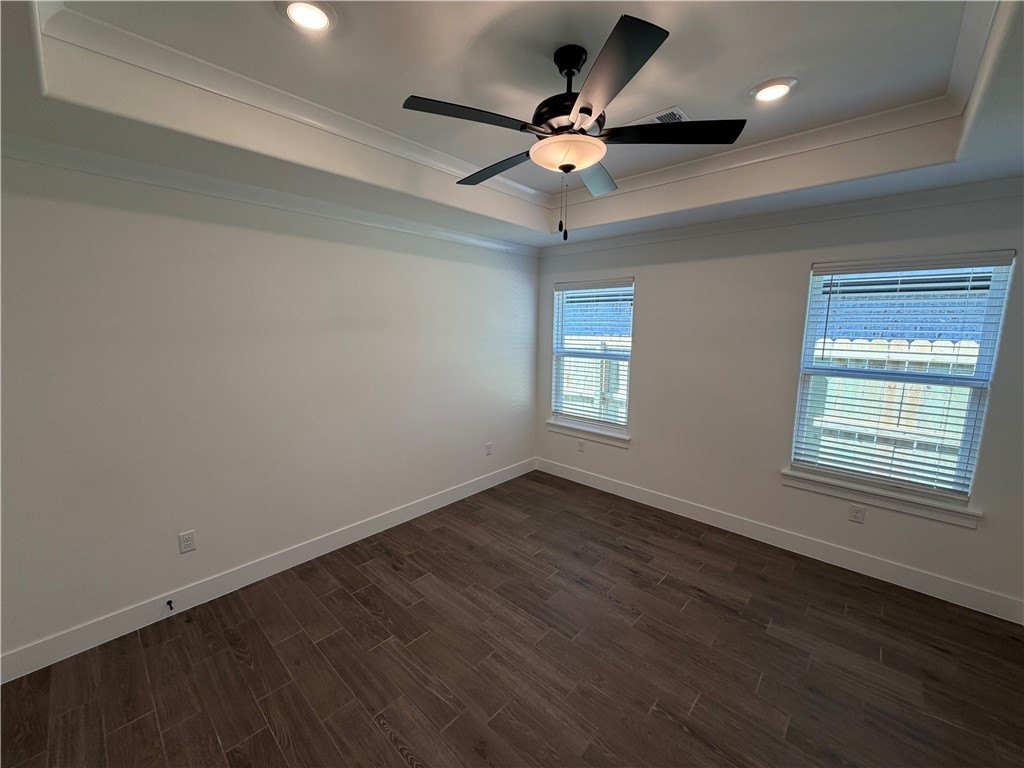 4225 W Barhem Dr – photo 2