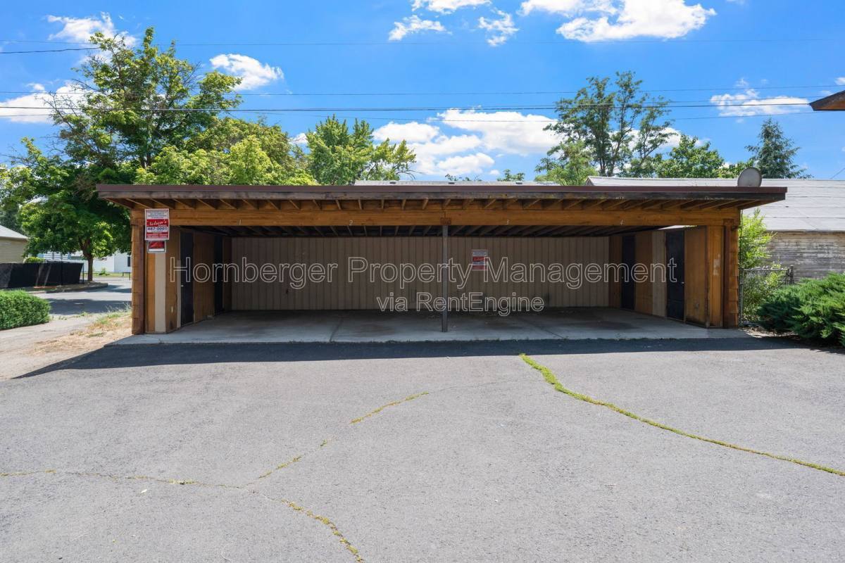 2628 E Wellesley Ave unit 1 – photo 5
