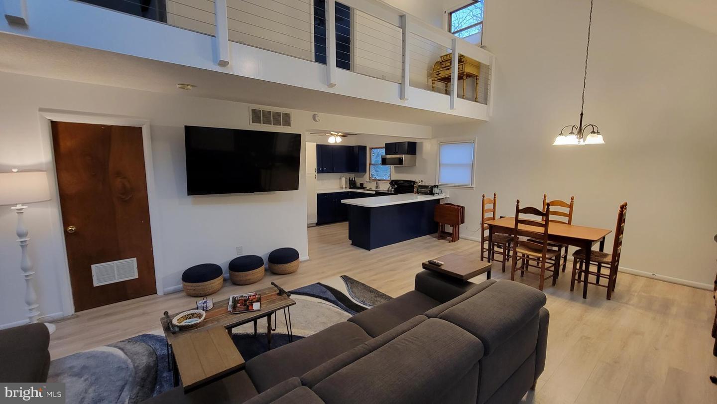 33179 Woodland Ct S – photo 3