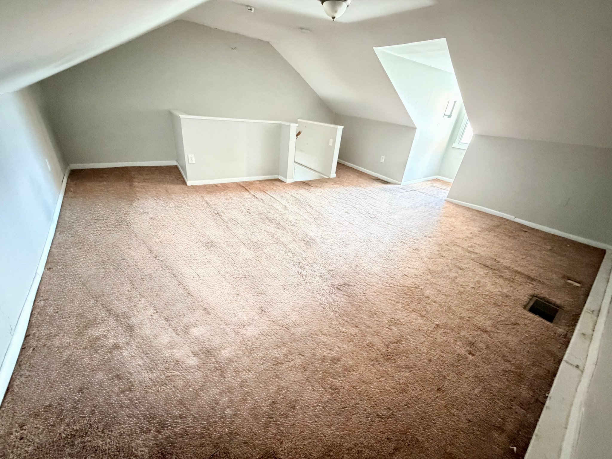 1405 E Carson St – photo 5
