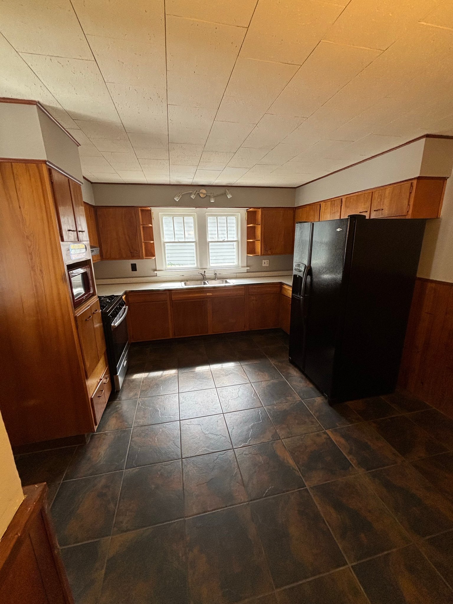 1114 Madison Ave – photo 2