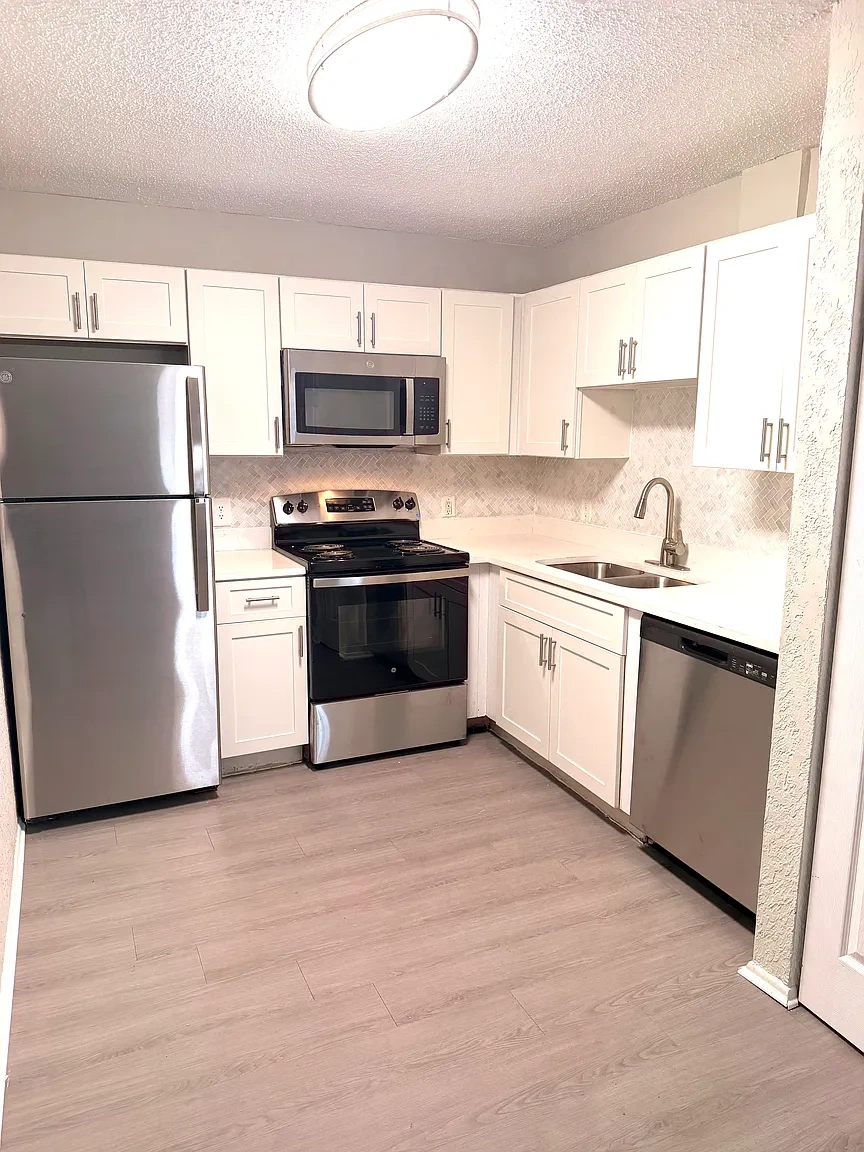 The Apartments at Oak Creek – Floor plan