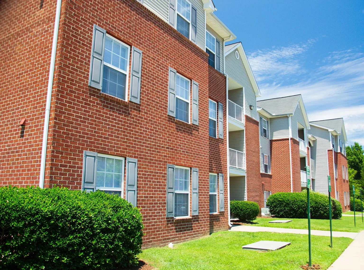 Hamilton Creek Apartments – photo 2