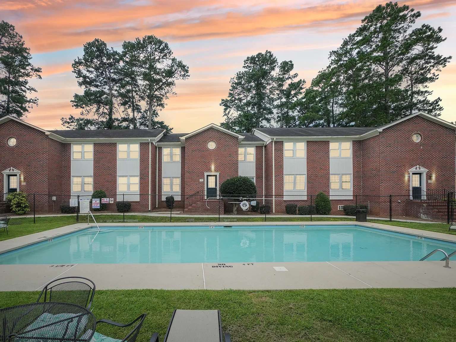 Morganton Arms Apartments – photo 2