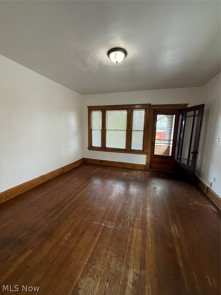 1220 E 176th St unit 2/UP – photo 3