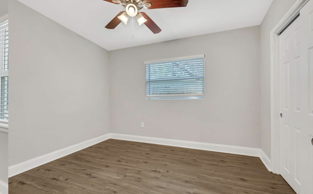 1853 Noble Rd – photo 5