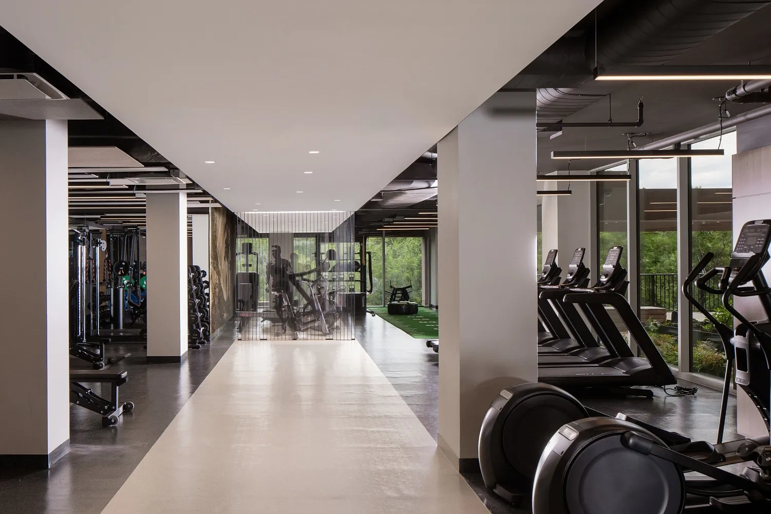 Stratos at Bridge District – photo 1